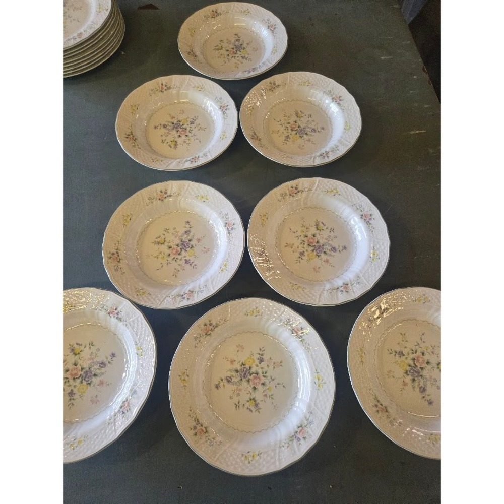 Mikasa Renaissance Antique Rose D4952 Soup Bowls Set of 7 Japan Floral Rimmed